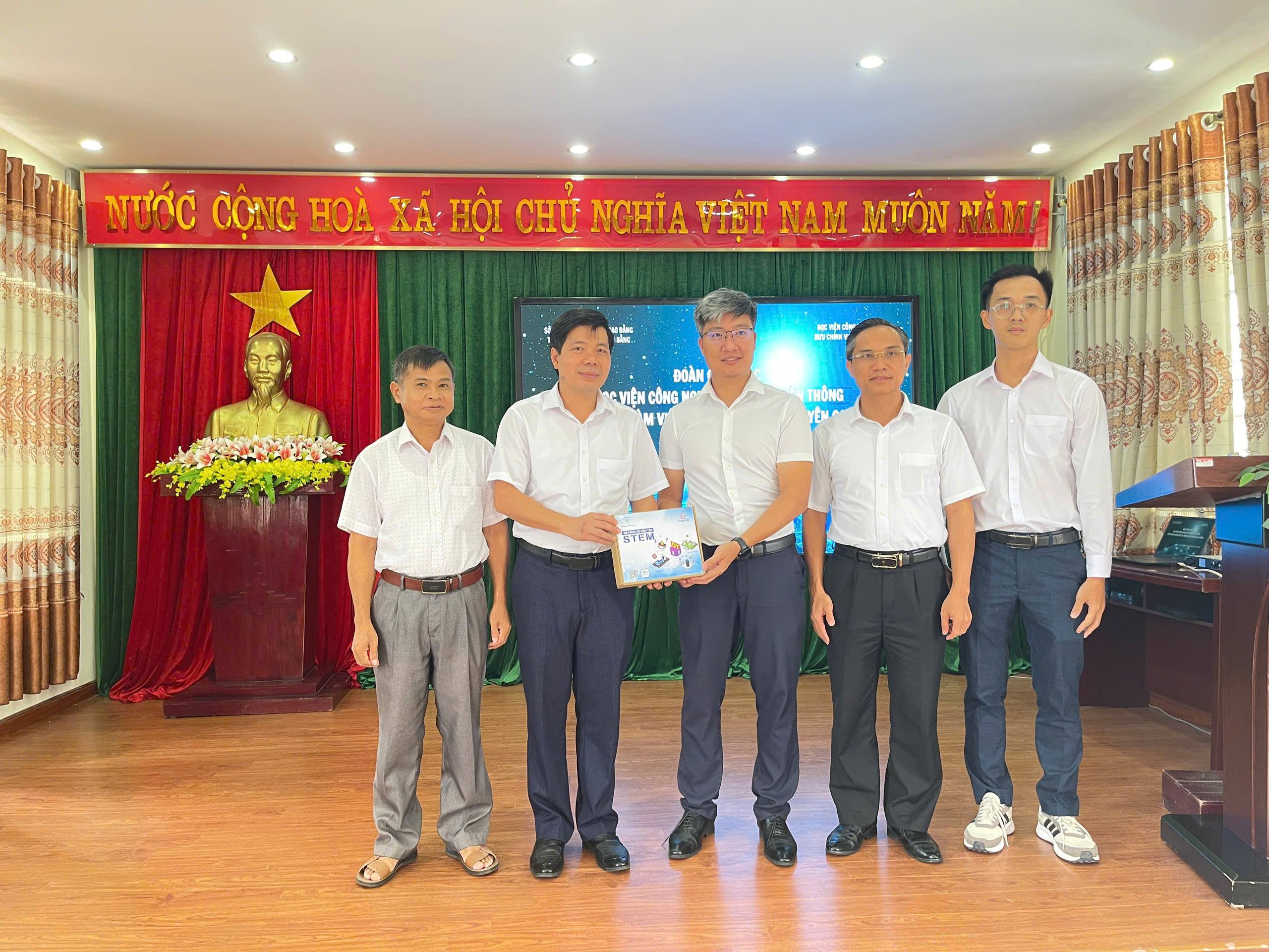 ខ្ញុំជឿអ្នក។